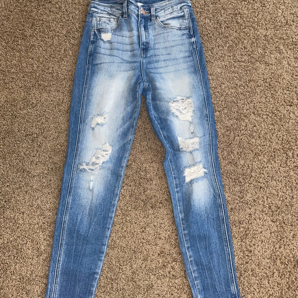Buckle Jeans